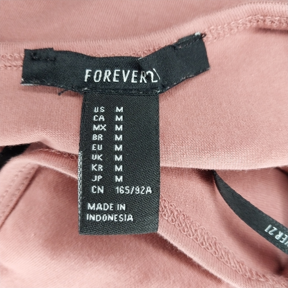 Forever 21 V-Neck Halter Style Bodysuit in Dusty Rose - Picture 12 of 12